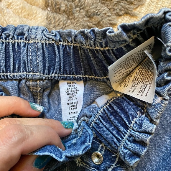 H&M Wide legged Jeans - Picture 4 of 5